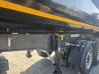 Ανατροπή Schmitz 2019 HARDOX-thumb-10