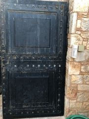 ΠΟΡΤΑ ΕΞΩΤΕΡΙΚΗ ΣΙΔΕΡΕΝΙΑ 105Χ193 ΜΕ ΣΧΕΔΙΟ ΜΕΣΑ ΚΑΙ ΕΞΩ