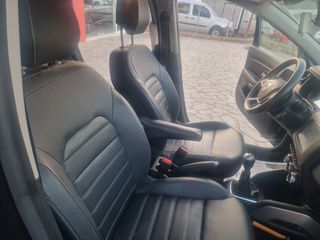 Dacia Duster 2018 PRESTIGE-thumb-48