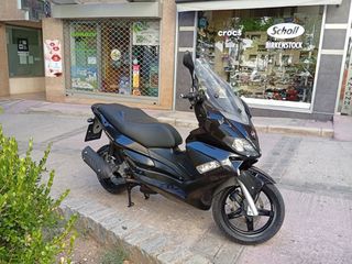 Gilera Nexus 250 2011-thumb-5