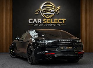 Porsche Panamera 2021