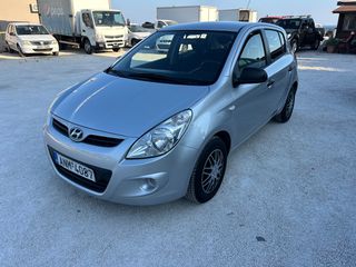 Hyundai i 20 2010 1.4 CRDI