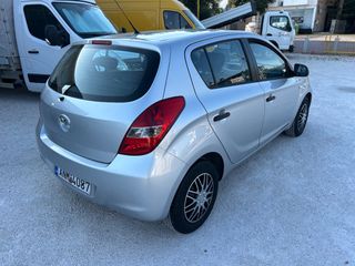 Hyundai i 20 2010 1.4 CRDI-thumb-3