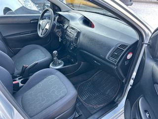 Hyundai i 20 2010 1.4 CRDI-thumb-6