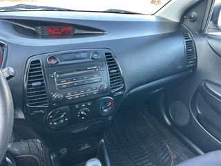 Hyundai i 20 2010 1.4 CRDI-thumb-9