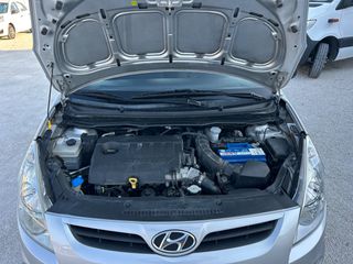 Hyundai i 20 2010 1.4 CRDI-thumb-11