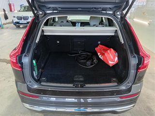 Volvo XC 60 2022 PHEV T6 350 hp Auto AWD Plu 2.0-thumb-6