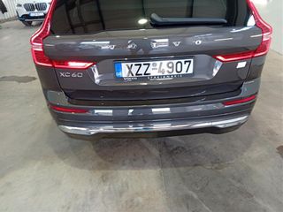 Volvo XC 60 2022 PHEV T6 350 hp Auto AWD Plu 2.0-thumb-3