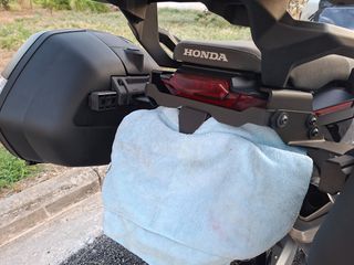 Honda X-ADV 2017-thumb-18
