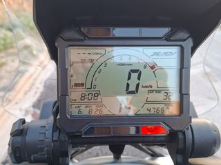 Honda X-ADV 2017-thumb-23