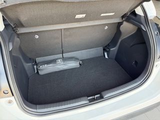 Toyota Yaris 2021 STYLE 1500cc 116ps FULL HYBRID!-thumb-32