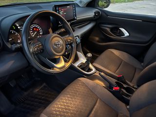 Toyota Yaris 2022 GR Line 125HP-thumb-17