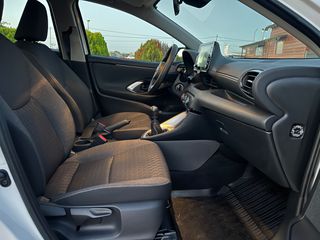 Toyota Yaris 2022 GR Line 125HP-thumb-18