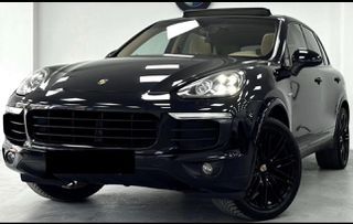 Porsche Cayenne 2016 E-HYBRID  GTS Panorama CLUBSPORT