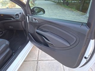 Opel Adam 2015-thumb-12