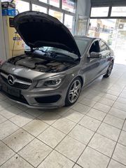 Mercedes-Benz CLA 180 2016 AMG LINE-thumb-3