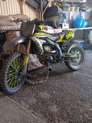 Yamaha YZ 450F 2018 YZ450F-thumb-9