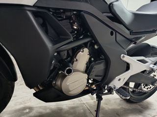 CFmoto 650MT 2023-thumb-6