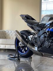 Yamaha YZF-R1M 2023-thumb-3