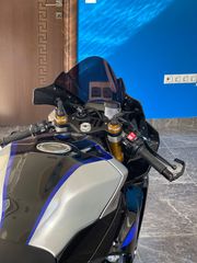 Yamaha YZF-R1M 2023-thumb-5