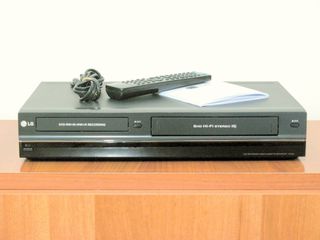 ΑΝΤΙΓΡΑΦΙΚΟ βιντεοκασέτας σε δίσκο DVD LG RC288