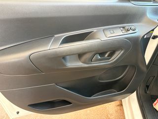 Citroen Berlingo 2022 1.5BlueHdi 100ps*Οθονη*Full Extra*Euro6D*Book Service*-thumb-33