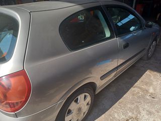 Nissan Almera 2004-thumb-3