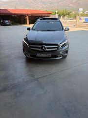 Mercedes-Benz GLA 180 2015 Ευκαιρία-Πανοραμική Οροφή  | Άριστη Κατάσταση