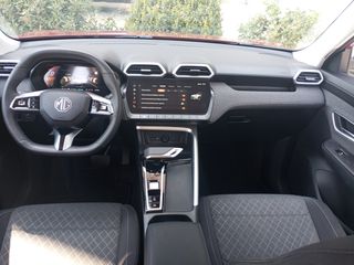 Mg ZS 2026 1.5 MAX HYBRID PLUS EXCLUSIVE AUTO 197HP-thumb-10