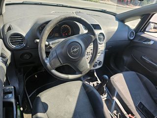 Opel Corsa 2007 D-thumb-6