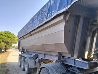 Ανατροπή Kögel 2004 24 κυβικά. Δύο Τεμπέληδες
