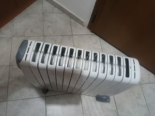Καλοριφερ λαδιου Delonghi-thumb-3