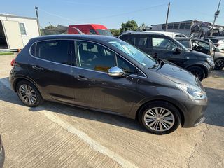 Peugeot 208 2019 1.2   ALLURE 110 HP-thumb-3