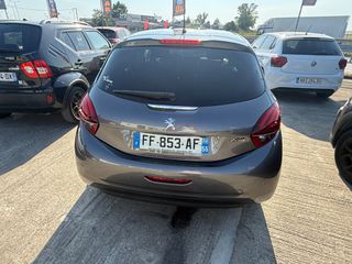 Peugeot 208 2019 1.2   ALLURE 110 HP-thumb-5