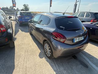 Peugeot 208 2019 1.2   ALLURE 110 HP-thumb-6
