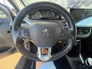 Peugeot 208 2019 1.2   ALLURE 110 HP-thumb-10