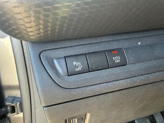 Peugeot 208 2019 1.2   ALLURE 110 HP-thumb-16