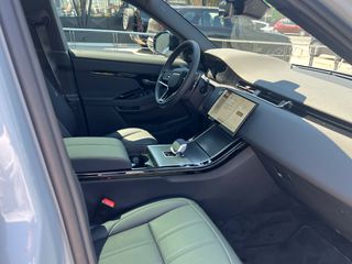 Land Rover Range Rover Evoque 2026 Plug In 270 PS-thumb-5