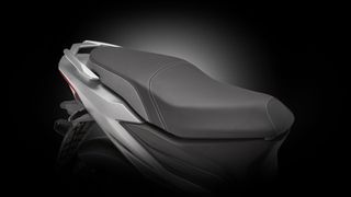 QJ Motor LTS 125 2026 SCOOTER  LTS 125s BLACK-thumb-4