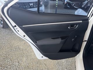 Toyota Corolla 2017 1.4 D-4D DIESEL-thumb-52