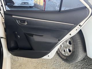 Toyota Corolla 2017 1.4 D-4D DIESEL-thumb-56
