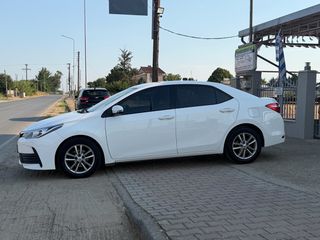 Toyota Corolla 2017 1.4 D-4D DIESEL-thumb-22