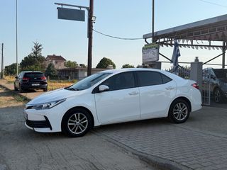 Toyota Corolla 2017 1.4 D-4D DIESEL-thumb-23