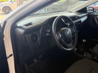 Toyota Corolla 2017 1.4 D-4D DIESEL-thumb-30
