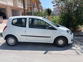 Renault Twingo 2012-thumb-2
