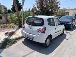 Renault Twingo 2012-thumb-3