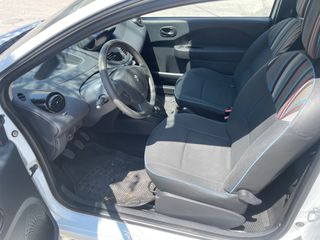 Renault Twingo 2012-thumb-5