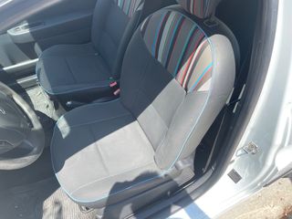 Renault Twingo 2012-thumb-6