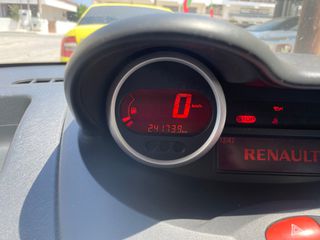Renault Twingo 2012-thumb-7