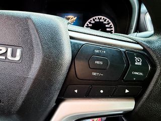 Isuzu D-Max 2022 Facelift,4x4,2 Καμπίνες,Ελληνικό,1 Χέρι,Οθόνη Carplay,Βιβλίο-thumb-22